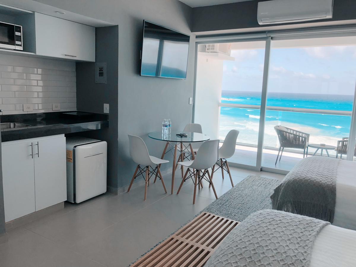 الشقق الفندقية كانكونفي  Ocean Front | Sl المظهر الخارجي الصورة