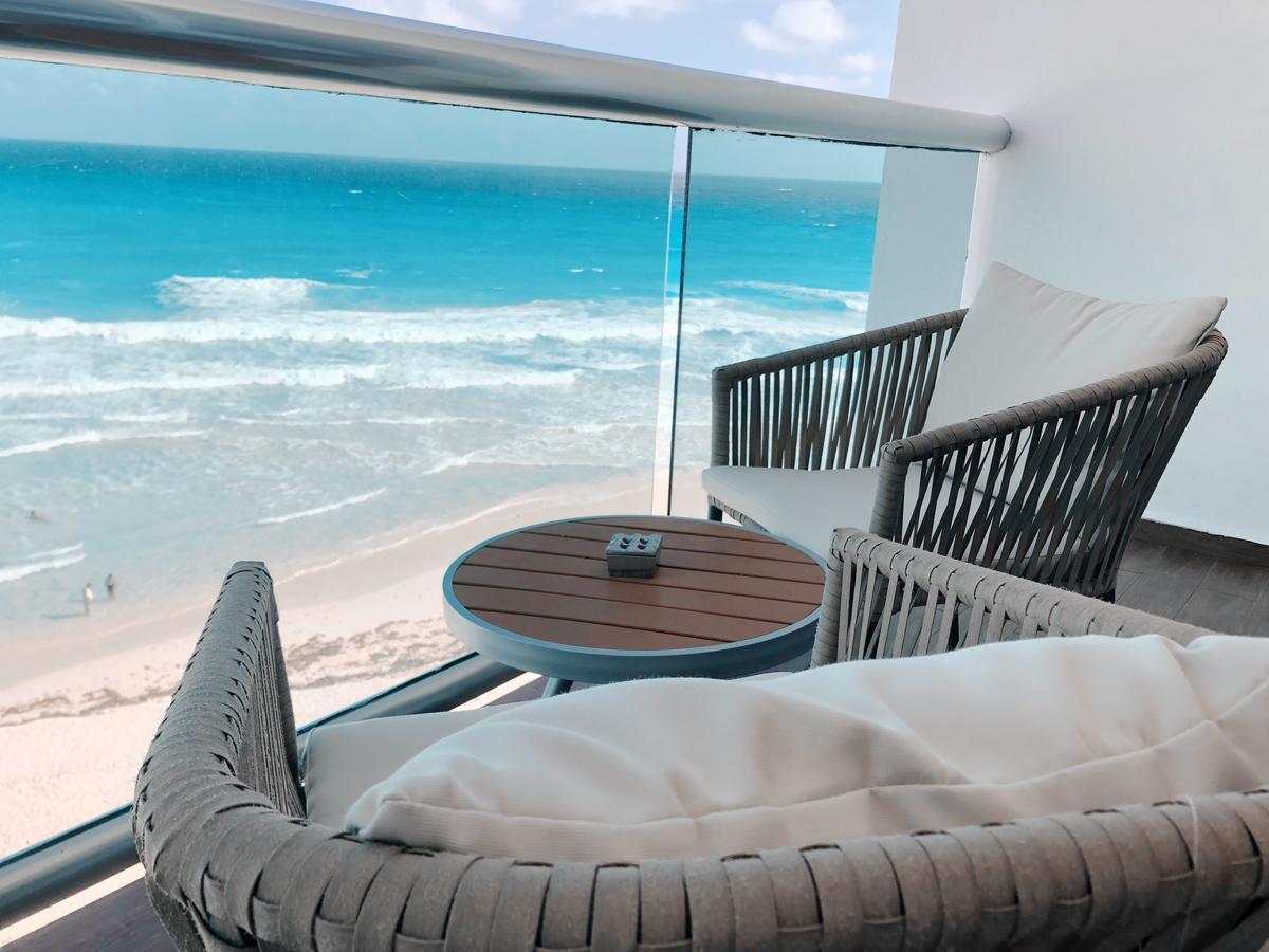 الشقق الفندقية كانكونفي  Ocean Front | Sl المظهر الخارجي الصورة